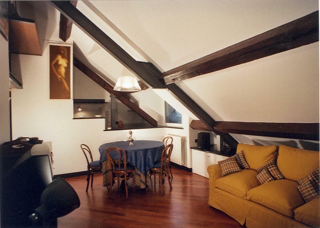 Апартаменты Loft Fronte Cattedrale Генуя Экстерьер фото